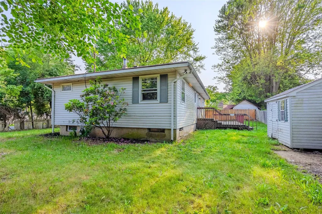 509 Hampton Avenue Bellport NY 11713