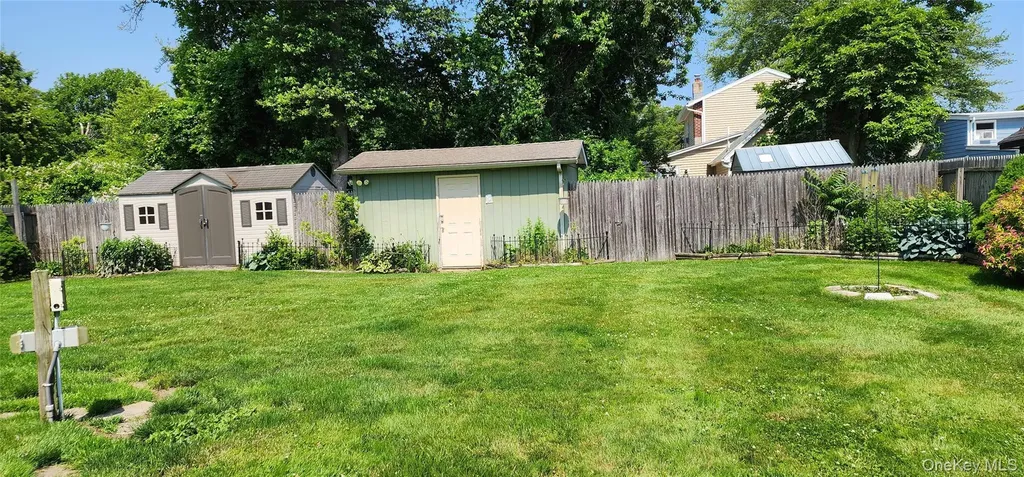 76 Gooseberry Road Mastic Beach NY 11951