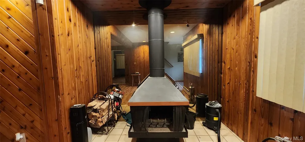 76 Gooseberry Road Mastic Beach NY 11951