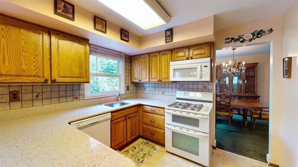 109 Lester Drive Tappan NY 10983