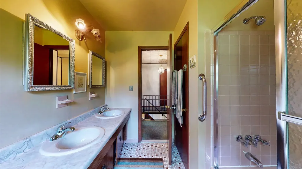 109 Lester Drive Tappan NY 10983
