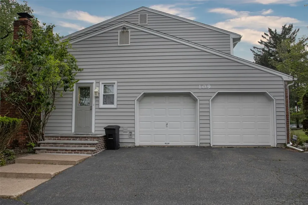 109 Lester Drive Tappan NY 10983