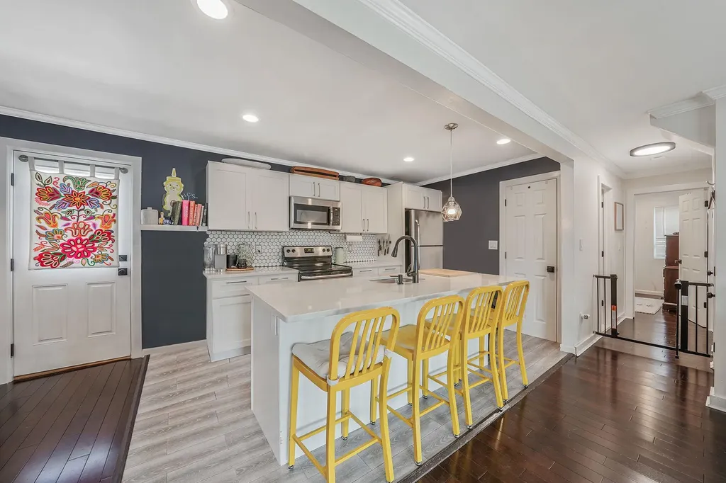 902 Sunrise Avenue Bellmore NY 11710