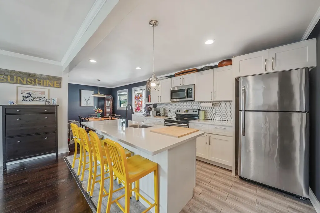 902 Sunrise Avenue Bellmore NY 11710