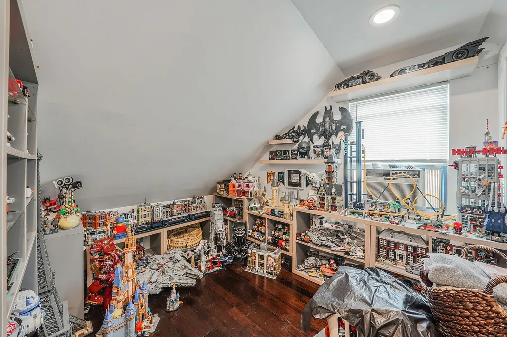 902 Sunrise Avenue Bellmore NY 11710