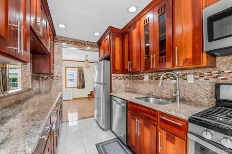 8017 252nd Street Bellerose NY 11426