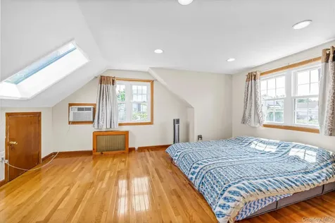 8017 252nd Street Bellerose NY 11426