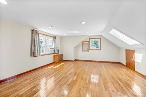 8017 252nd Street Bellerose NY 11426