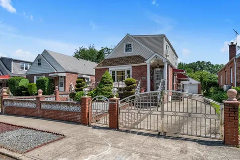 8017 252nd Street Bellerose NY 11426