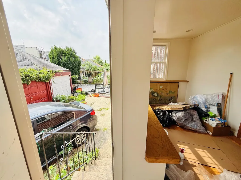 1817 Lurting Avenue Bronx NY 10461