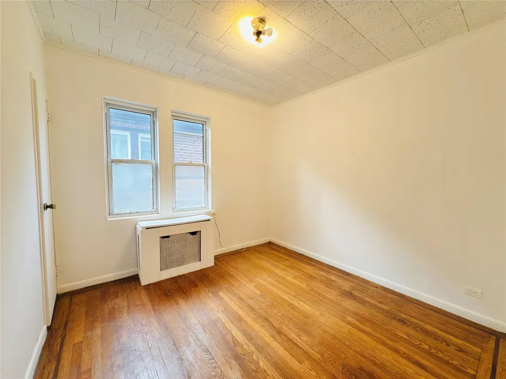 1817 Lurting Avenue Bronx NY 10461