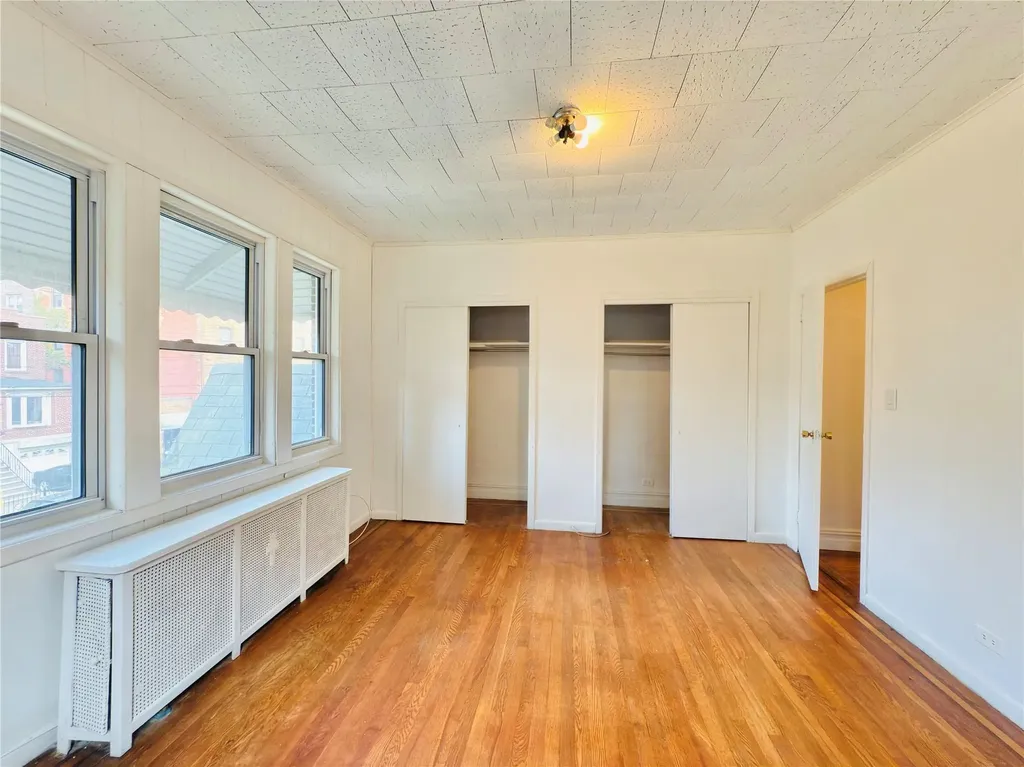 1817 Lurting Avenue Bronx NY 10461