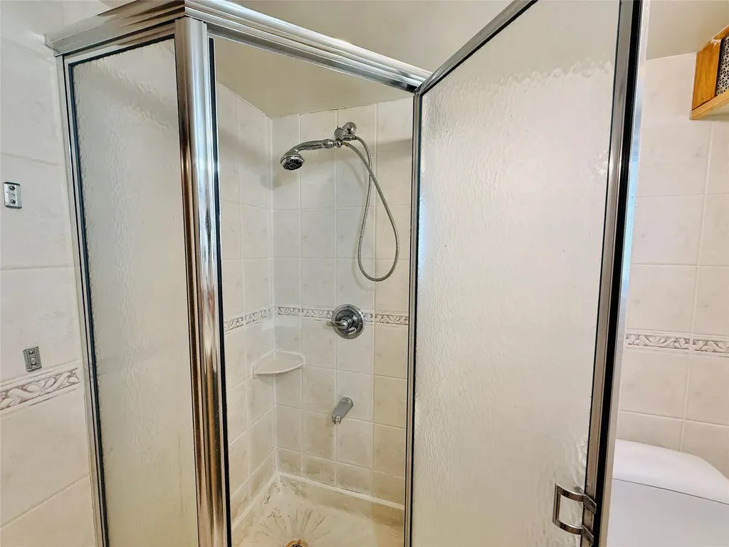 1817 Lurting Avenue Bronx NY 10461
