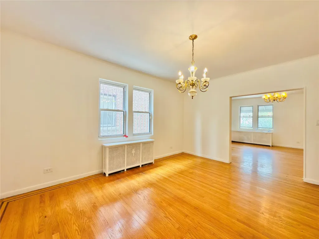 1817 Lurting Avenue Bronx NY 10461
