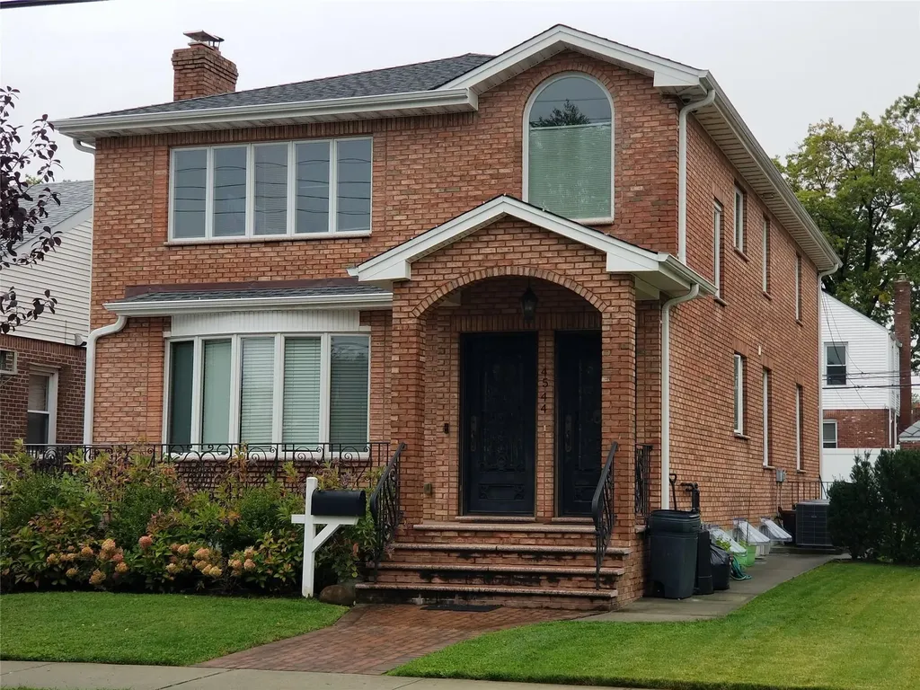 45-44 E 189 Street Flushing NY 11358