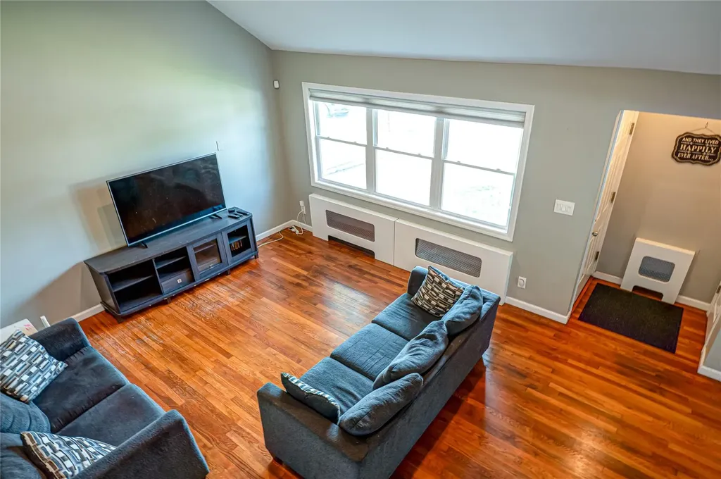 17 Abbott Street West Babylon NY 11704
