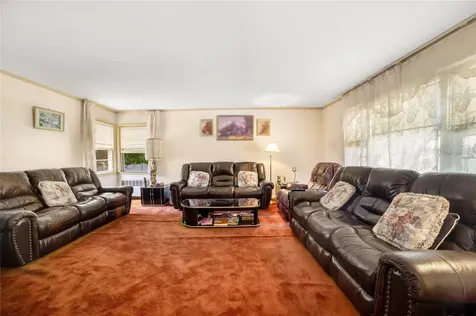 7636 250th Street Bellerose NY 11426