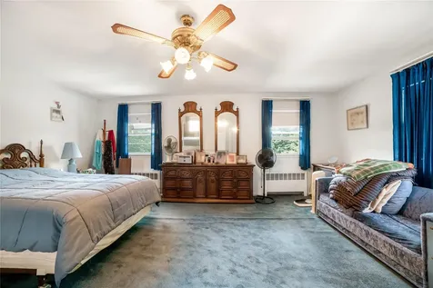 7636 250th Street Bellerose NY 11426