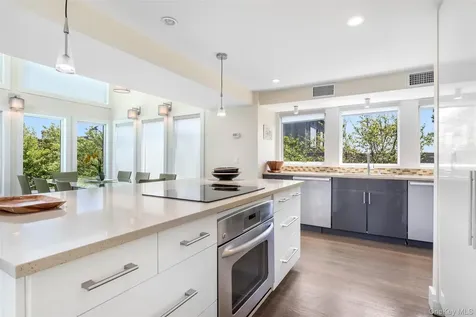 172 Pine Walk Fire Island Pines NY 11782