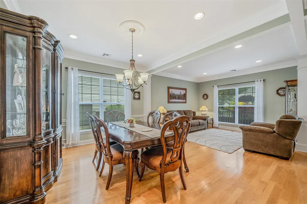44 Louden Loop Mount Sinai NY 11766