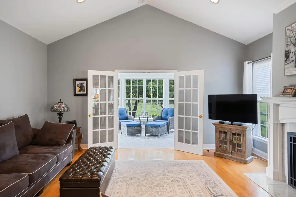 44 Louden Loop Mount Sinai NY 11766