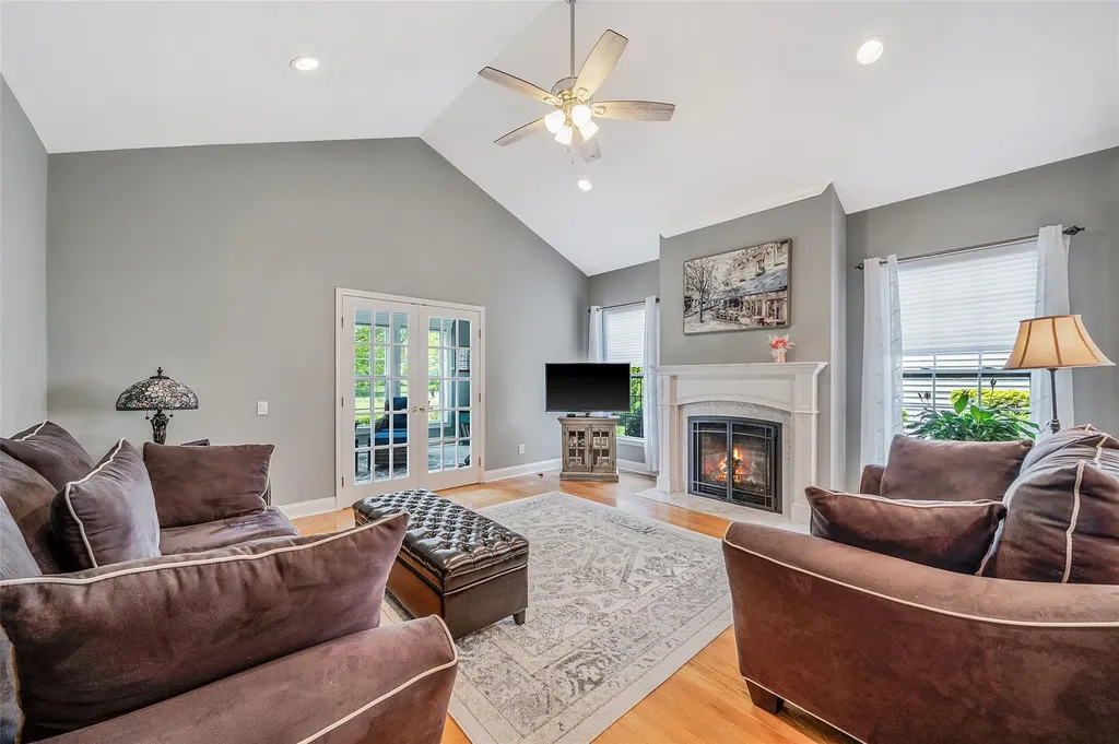 44 Louden Loop Mount Sinai NY 11766