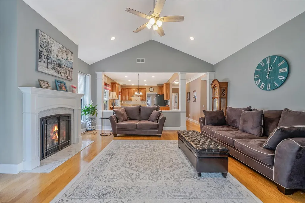 44 Louden Loop Mount Sinai NY 11766