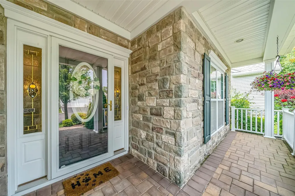 44 Louden Loop Mount Sinai NY 11766