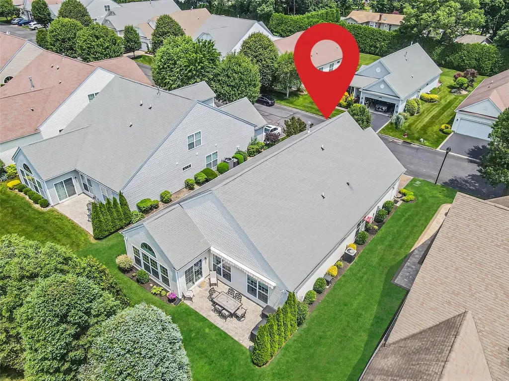 44 Louden Loop Mount Sinai NY 11766