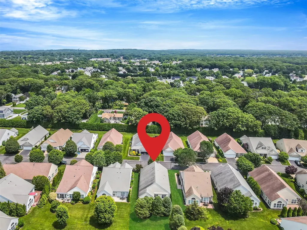 44 Louden Loop Mount Sinai NY 11766