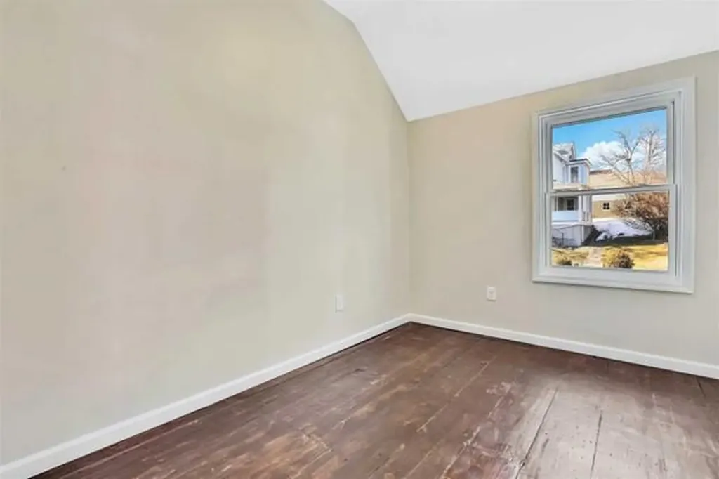 2 Tioronda Avenue Beacon NY 12508