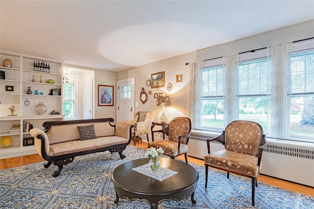 16 Beechwood Park Poughkeepsie NY 12601