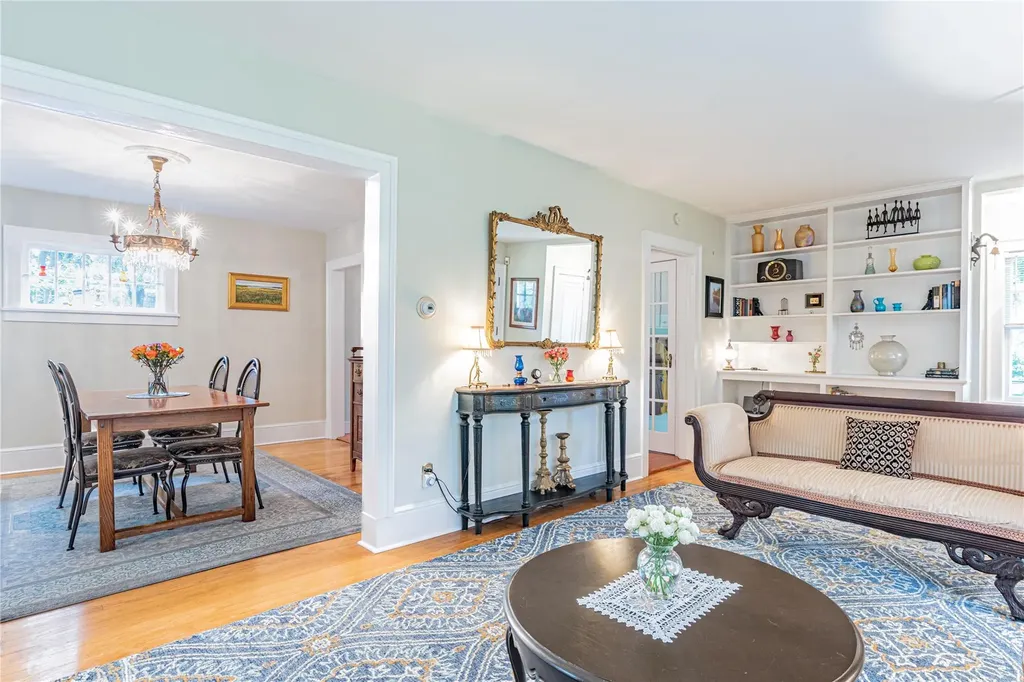 16 Beechwood Park Poughkeepsie NY 12601