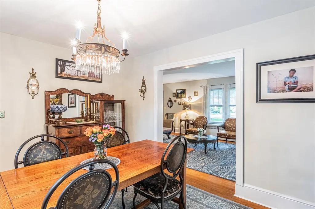 16 Beechwood Park Poughkeepsie NY 12601