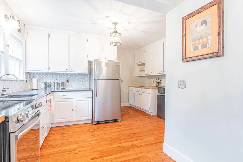16 Beechwood Park Poughkeepsie NY 12601