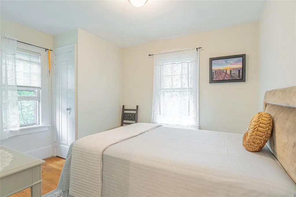 16 Beechwood Park Poughkeepsie NY 12601