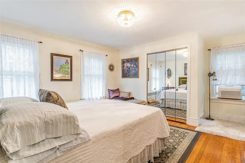 16 Beechwood Park Poughkeepsie NY 12601