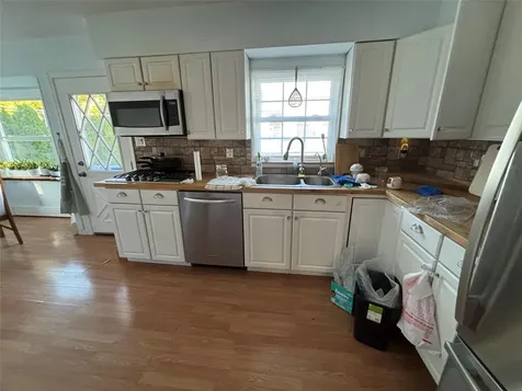 14 Heather Lane Plainview NY 11803