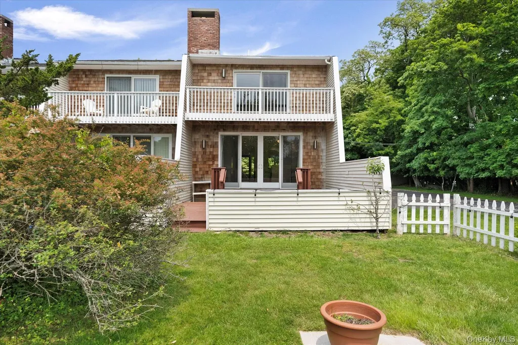 188 Main Street Westhampton Beach NY 11978