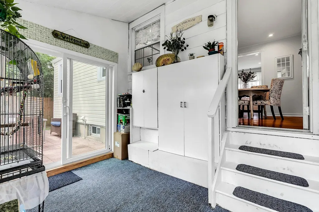 15 Robbins Avenue Islip NY 11751