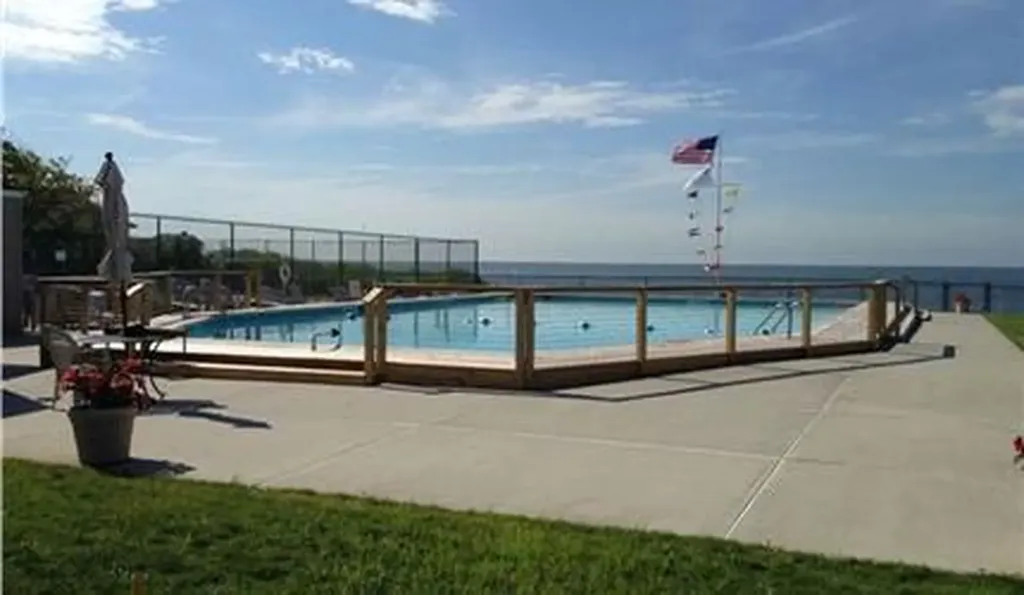 103 Mariners Way Copiague NY 11726