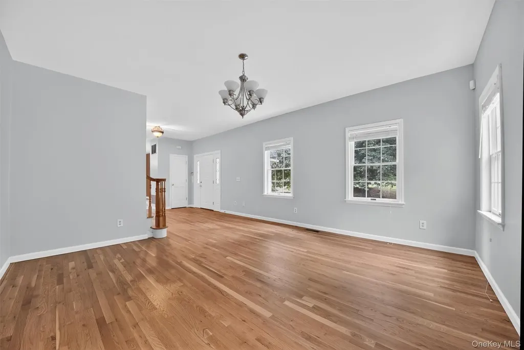 16 Apple Summit Lane Lagrangeville NY 12540