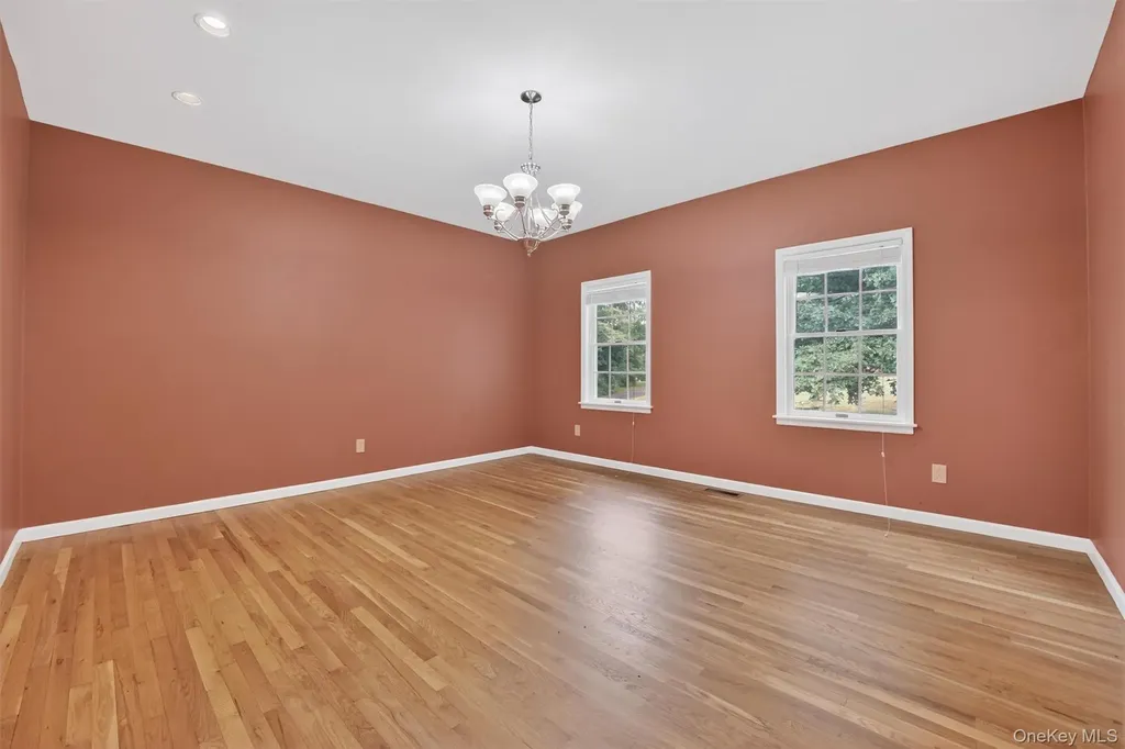 16 Apple Summit Lane Lagrangeville NY 12540