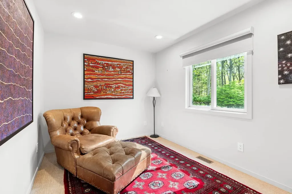 21 Quarter Court Westhampton NY 11977