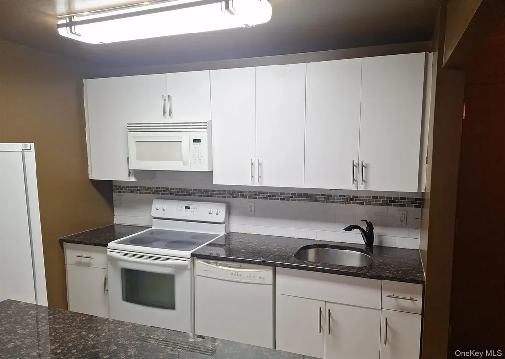 715 Fox Street Bronx NY 10455