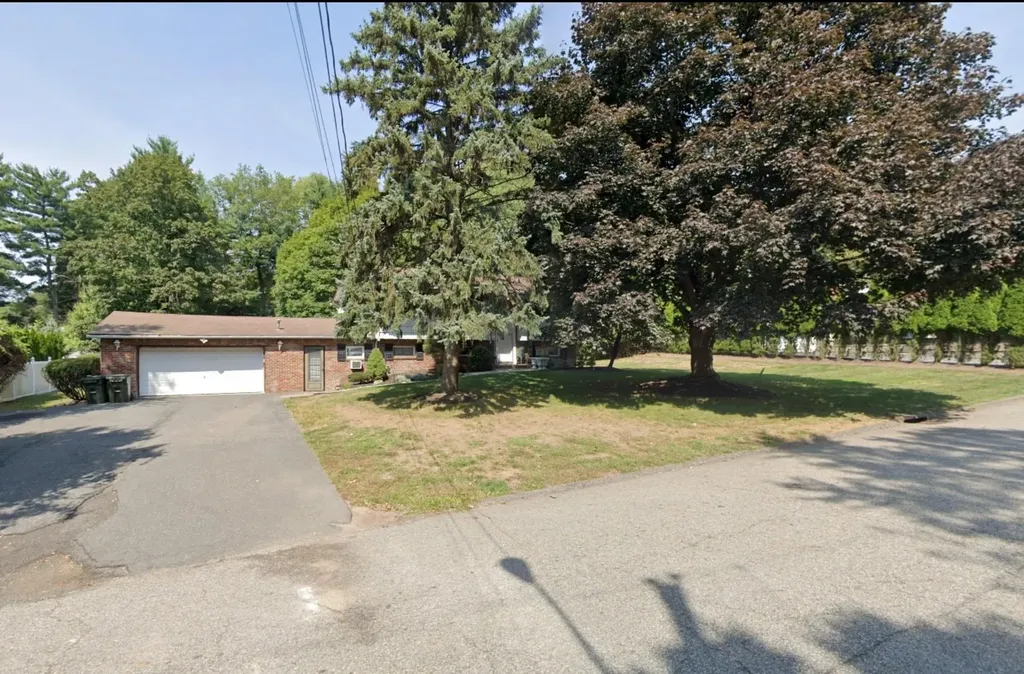 14 Murray Drive Airmont NY 10952