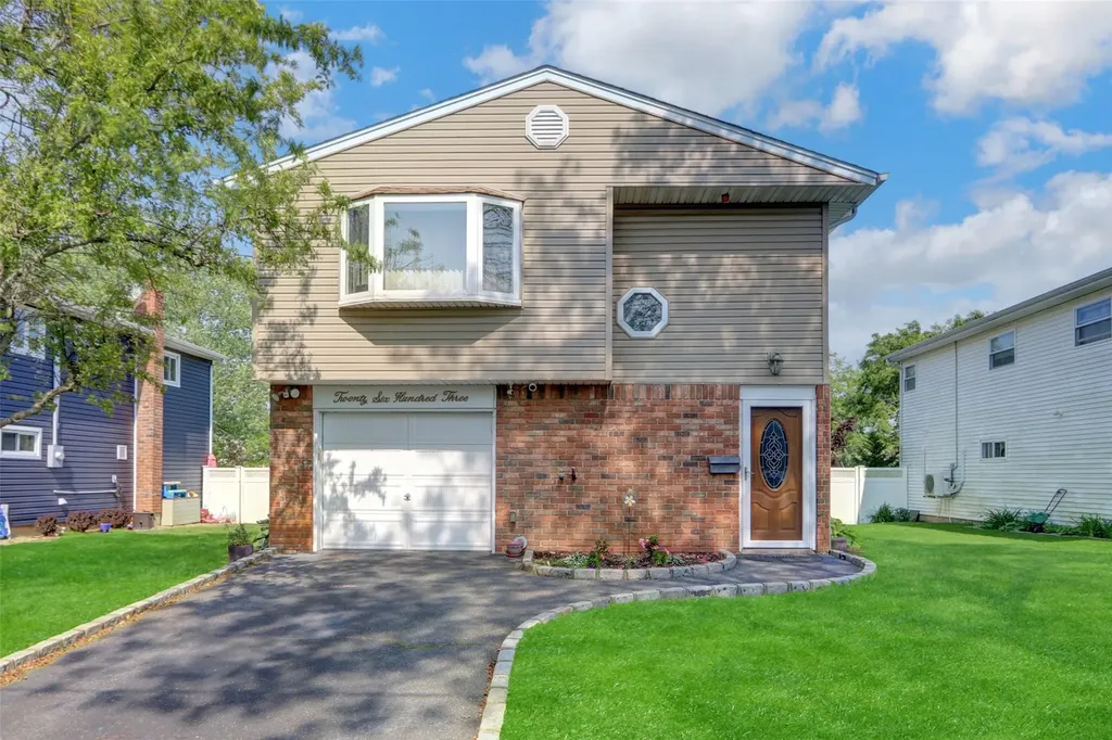 2603 Mariners Avenue Wantagh NY 11793