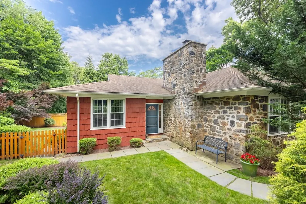 34 Summit Terrace Dobbs Ferry NY 10522