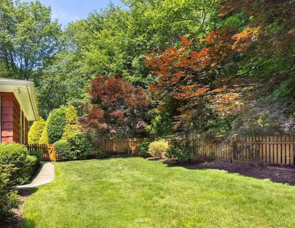 34 Summit Terrace Dobbs Ferry NY 10522