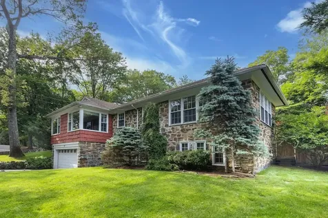 34 Summit Terrace Dobbs Ferry NY 10522